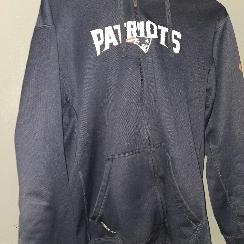 NFL Apparel Patriots Hoodie Size S - Picture 2 of 13